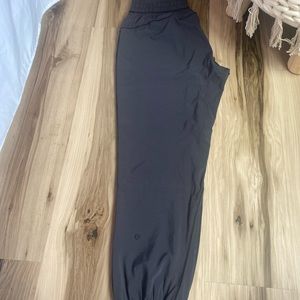 Lululemon Sunrise Jogger